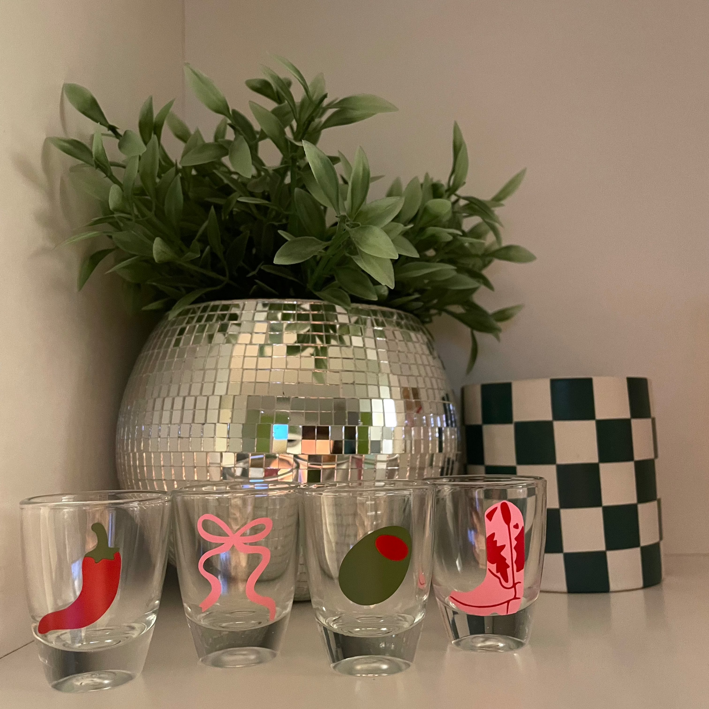 (Set of 4) Shot Glasses *PRE ORDER FOR COLLECTION FROM FLAURA ROSE*